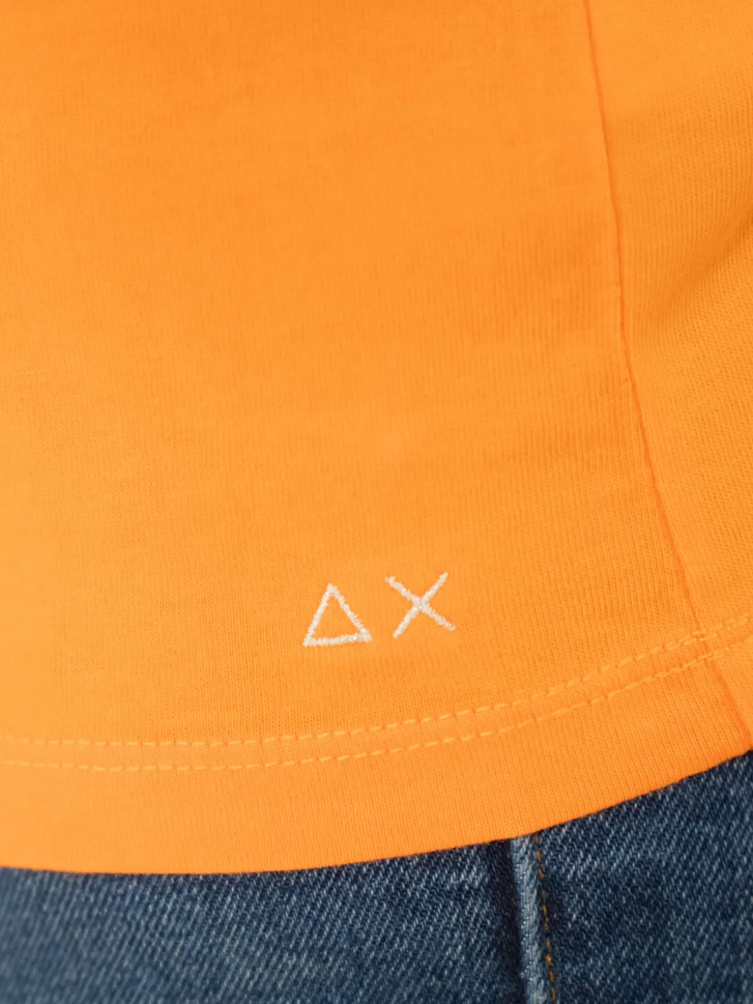 BOXY T-shirt scollo a V