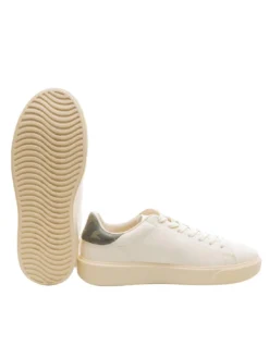 BUCK Sneakers