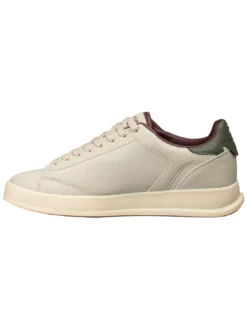 CAMPY Sneakers