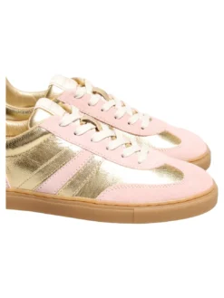 COURT Sneakers
