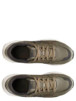 EDGE Sneakers