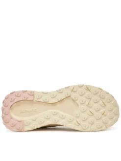 LYNN Sneakers