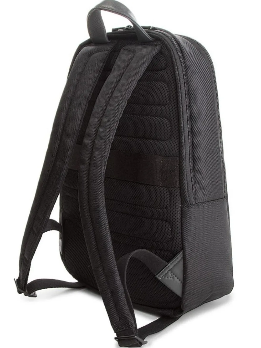 P16 Zaino porta PC fino a 14"