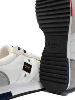 QUEENS Sneakers