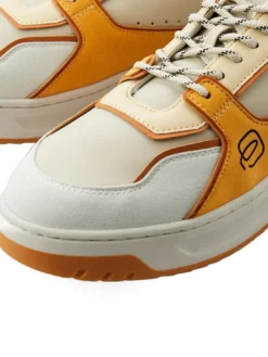 URBAN Sneakers